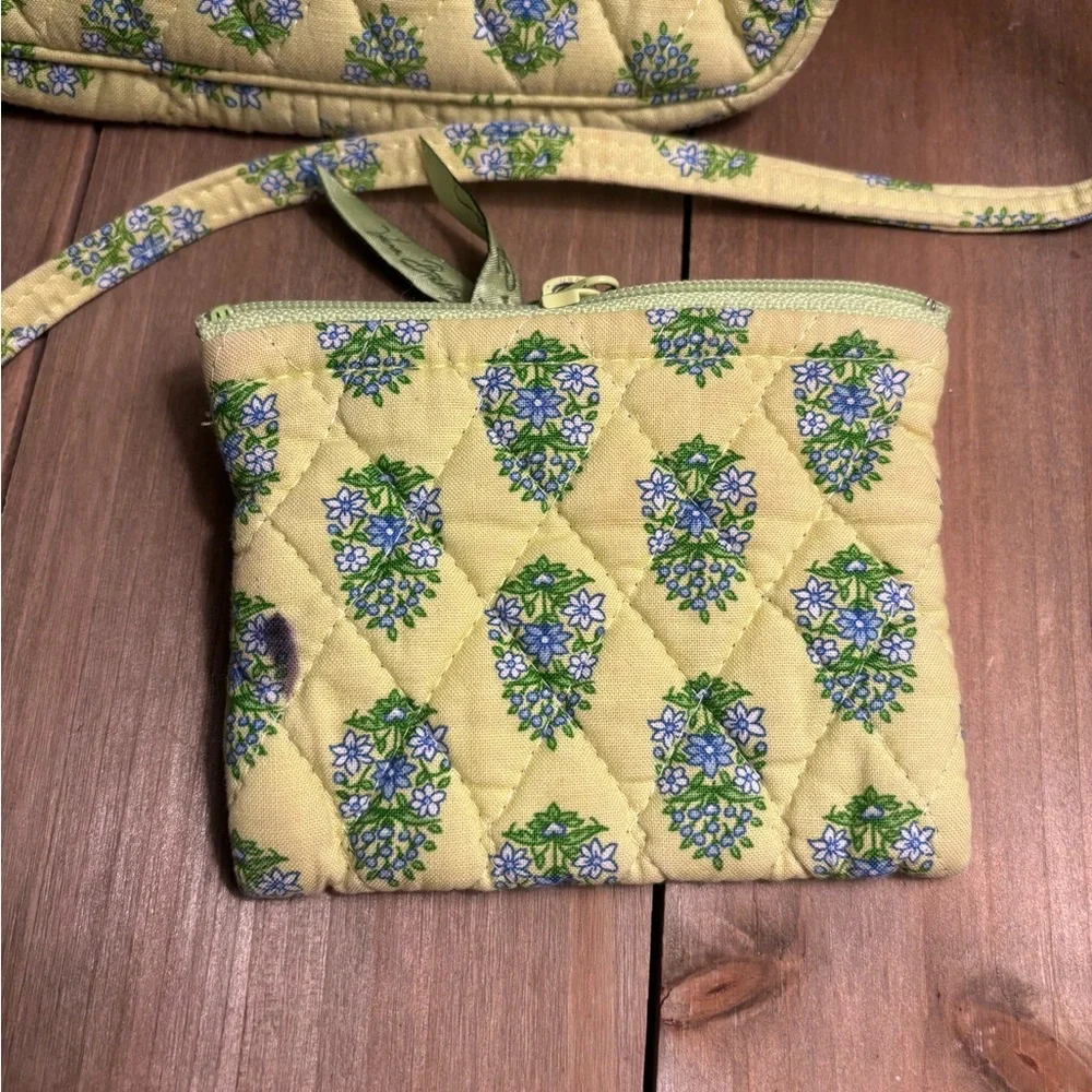 Vera Bradley Quilted Floral Crossbody Bag and Zipper Pouch Elephant Design Boho - Picture 2 of 2